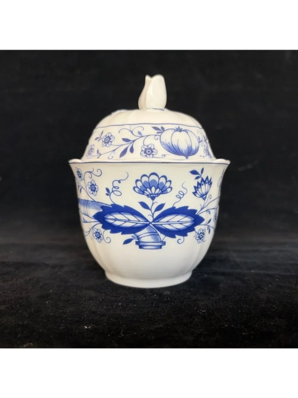 Vintage Retsch Blue Onion Sugar Bowl w Lid Blue White Porcelain Germany 4.75in